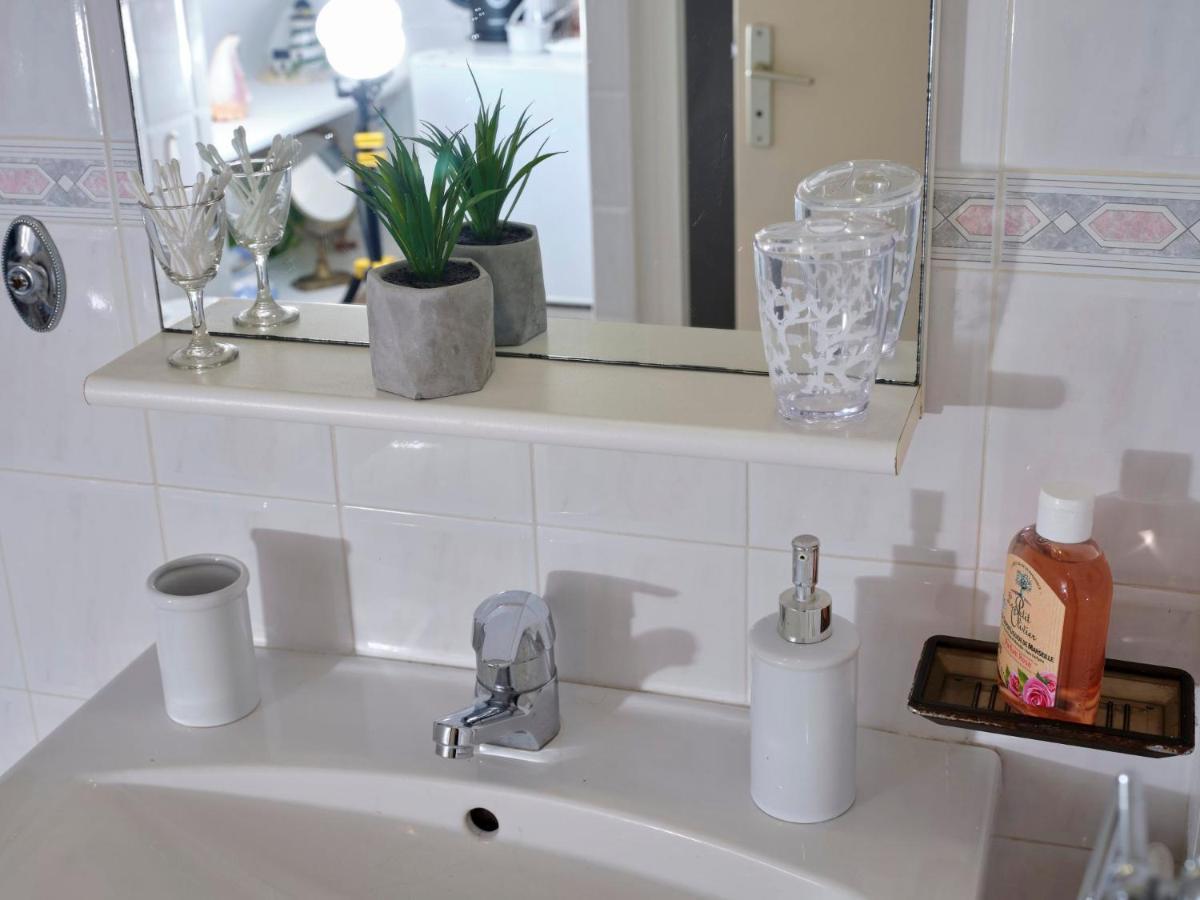 Bed and Breakfast Les Roses Santec Экстерьер фото